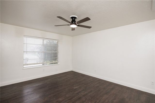 4029 Congressional Dr, Corpus Christi, TX 78413