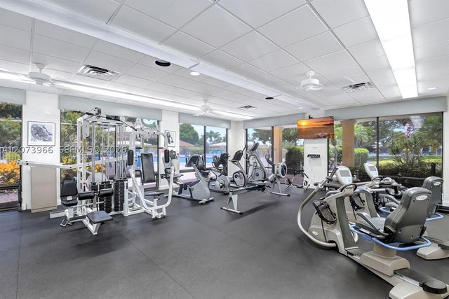2320 NW 12th St, Delray Beach, FL 33445