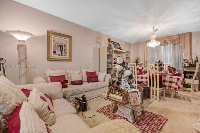 10356 Quito St, Cooper City, FL 33026