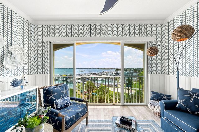 34 Harbour Isle Drive W ph06, Fort Pierce, FL 34949