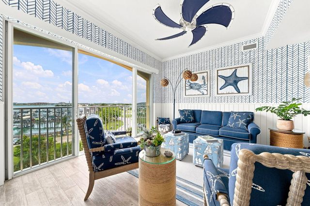 34 Harbour Isle Drive W ph06, Fort Pierce, FL 34949
