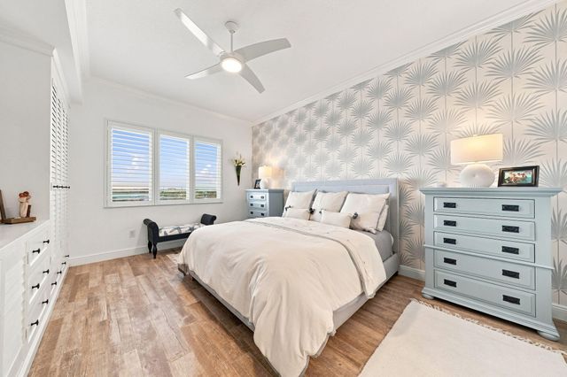 34 Harbour Isle Drive W ph06, Fort Pierce, FL 34949