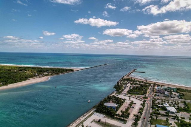 34 Harbour Isle Drive W ph06, Fort Pierce, FL 34949
