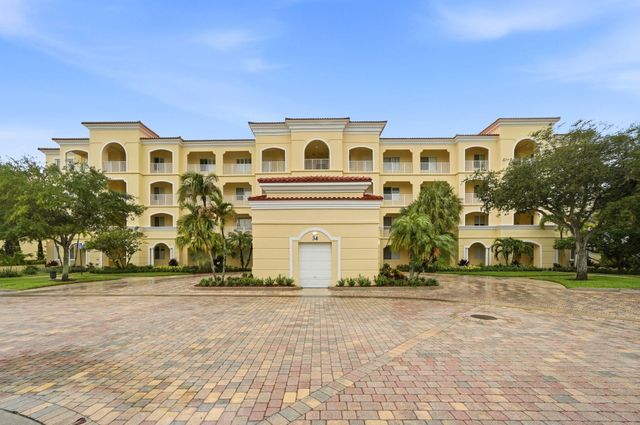 34 Harbour Isle Drive W ph06, Fort Pierce, FL 34949