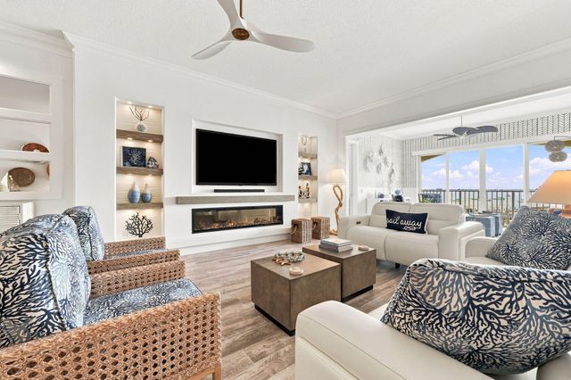 34 Harbour Isle Drive W ph06, Fort Pierce, FL 34949