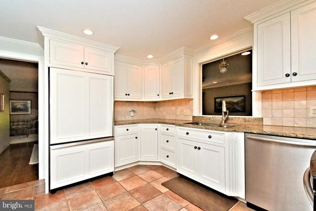 2125 UPPER RIDGE RD, Green Lane, PA 18054