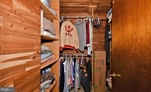 2125 UPPER RIDGE RD, Green Lane, PA 18054