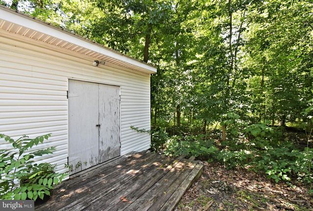 2125 UPPER RIDGE RD, Green Lane, PA 18054