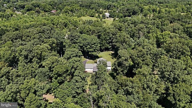 2125 UPPER RIDGE RD, Green Lane, PA 18054