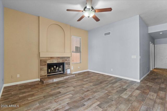 3260 S LAGUNA Drive, Chandler, AZ 85248