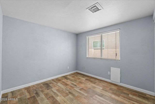 3260 S LAGUNA Drive, Chandler, AZ 85248