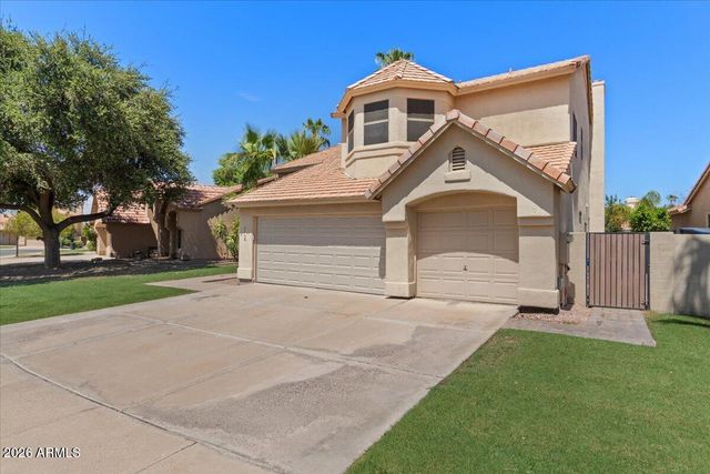 3260 S LAGUNA Drive, Chandler, AZ 85248