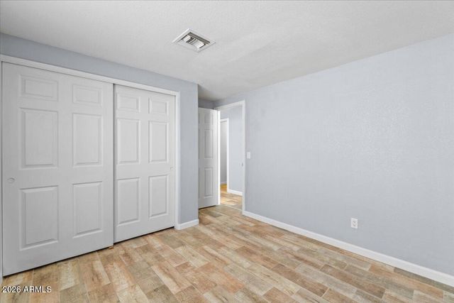 3260 S LAGUNA Drive, Chandler, AZ 85248