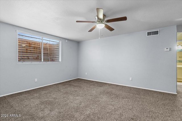 3260 S LAGUNA Drive, Chandler, AZ 85248