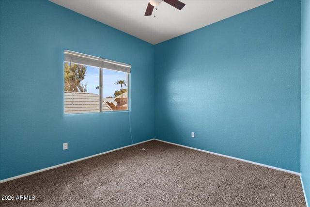 3260 S LAGUNA Drive, Chandler, AZ 85248