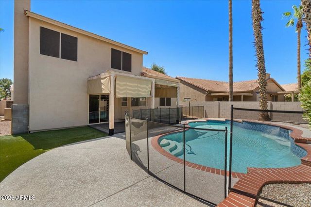 3260 S LAGUNA Drive, Chandler, AZ 85248