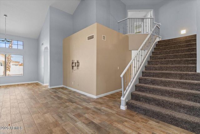 3260 S LAGUNA Drive, Chandler, AZ 85248
