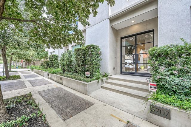 3207 Revere Street, Houston, TX 77098