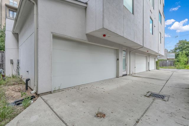 3207 Revere Street, Houston, TX 77098