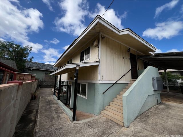 98-163 Kaulike Drive, Pearl City, HI 96782