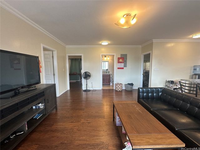 98-163 Kaulike Drive, Pearl City, HI 96782