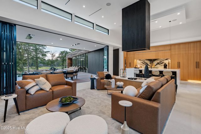 625 Dundee Drive, Wilmington, NC 28405