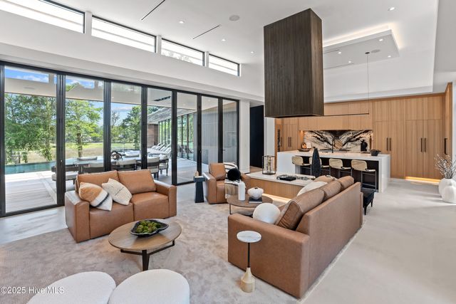 625 Dundee Drive, Wilmington, NC 28405