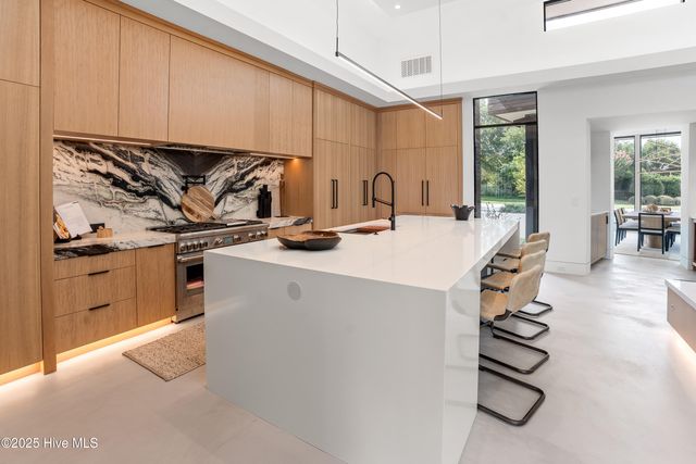 625 Dundee Drive, Wilmington, NC 28405