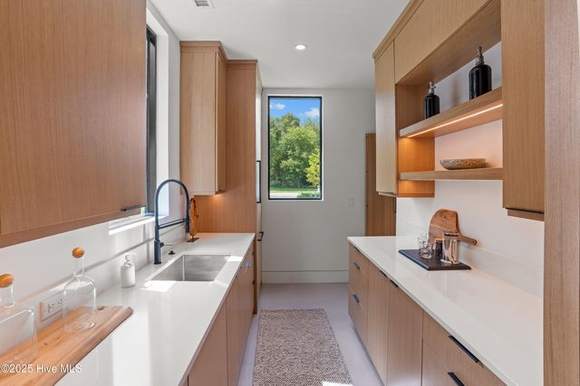 625 Dundee Drive, Wilmington, NC 28405