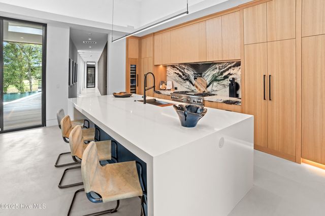 625 Dundee Drive, Wilmington, NC 28405