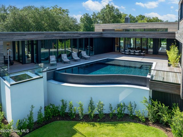 625 Dundee Drive, Wilmington, NC 28405