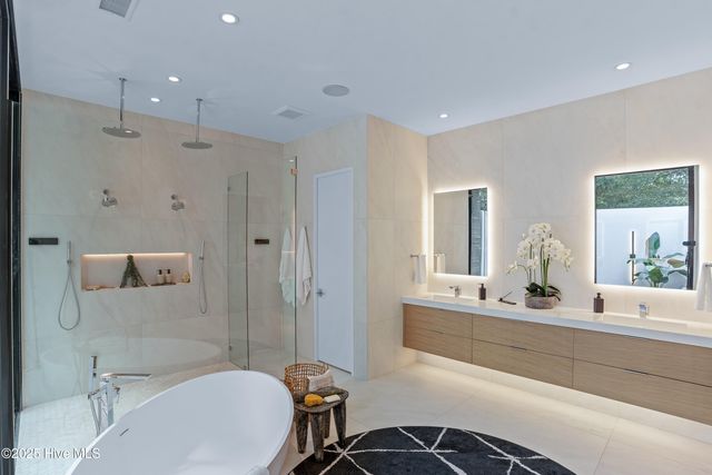 625 Dundee Drive, Wilmington, NC 28405