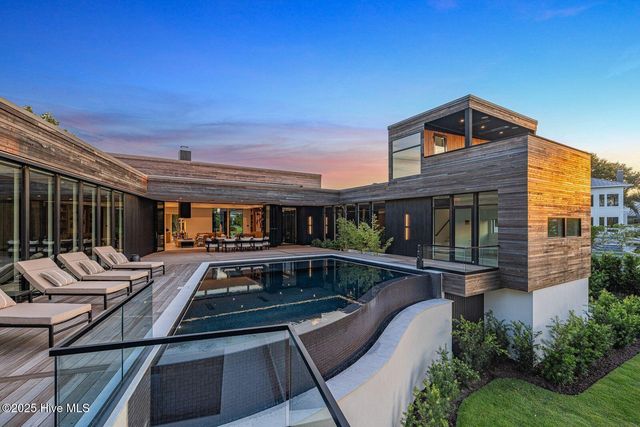 625 Dundee Drive, Wilmington, NC 28405