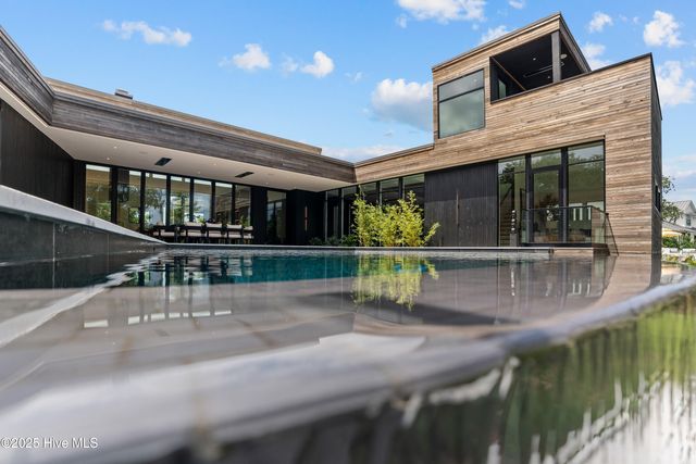 625 Dundee Drive, Wilmington, NC 28405