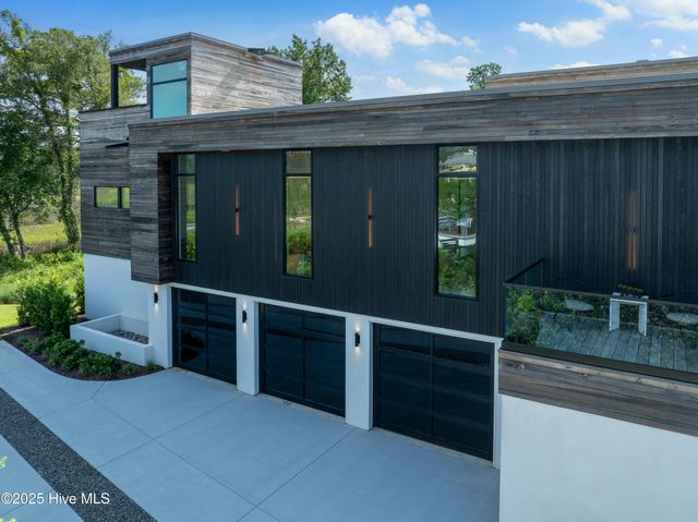 625 Dundee Drive, Wilmington, NC 28405