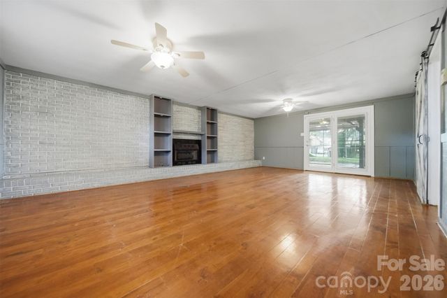 3233 26th Street NE, Hickory, NC 28601
