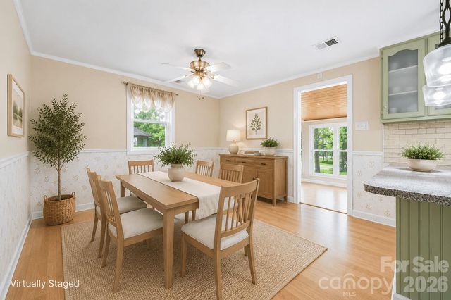 3233 26th Street NE, Hickory, NC 28601