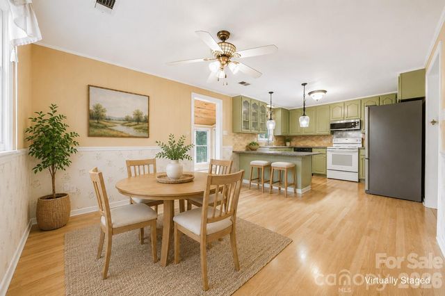 3233 26th Street NE, Hickory, NC 28601