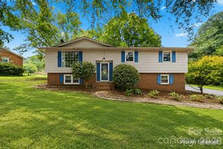 3233 26th Street NE, Hickory, NC 28601