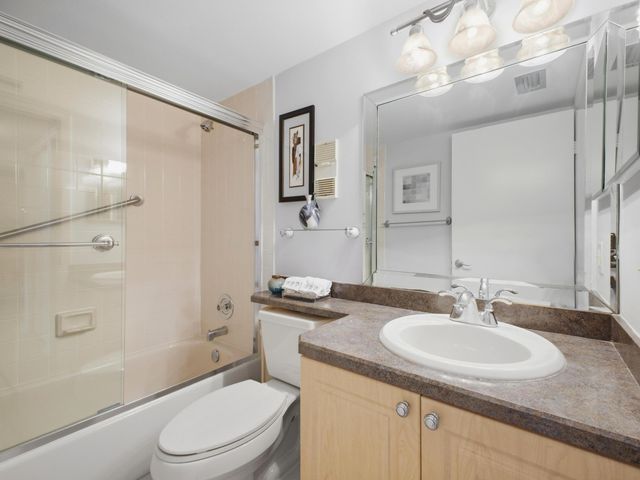 7145 Huntington Lane 205, Delray Beach, FL 33446