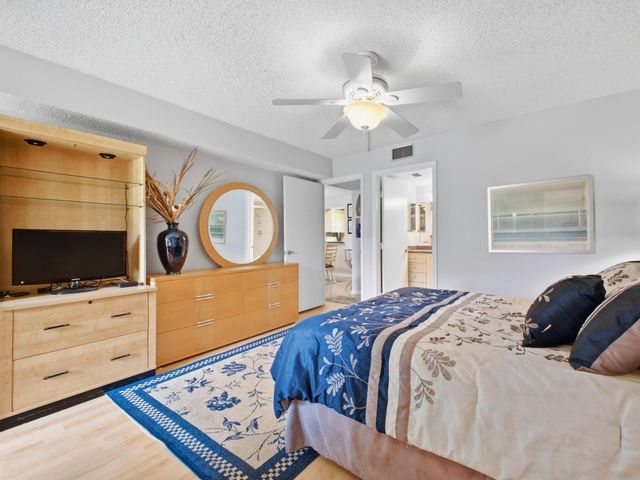 7145 Huntington Lane 205, Delray Beach, FL 33446