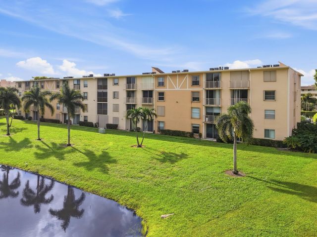 7145 Huntington Lane 205, Delray Beach, FL 33446