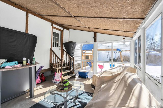 53 Calvert Avenue, Commack, NY 11725