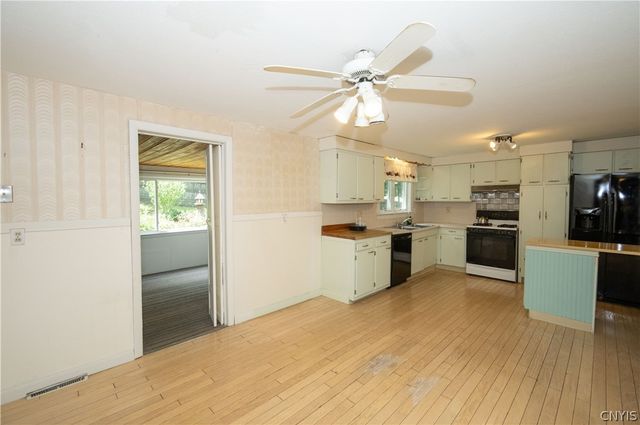 155 VIEAU Drive, Syracuse, NY 13207
