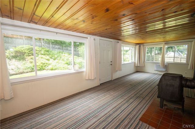 155 VIEAU Drive, Syracuse, NY 13207