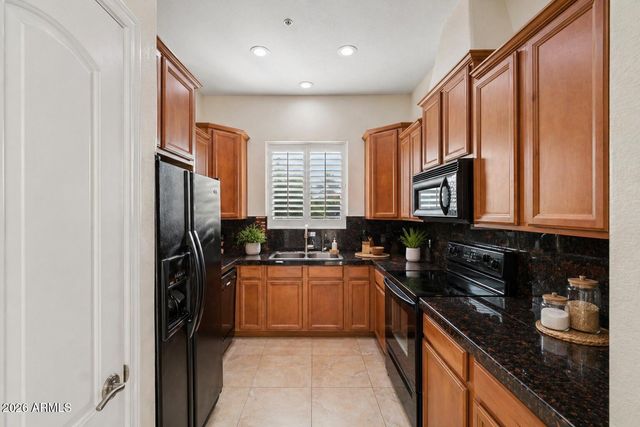 7027 N SCOTTSDALE Road 250, Paradise Valley, AZ 85253