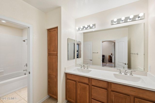 7027 N SCOTTSDALE Road 250, Paradise Valley, AZ 85253