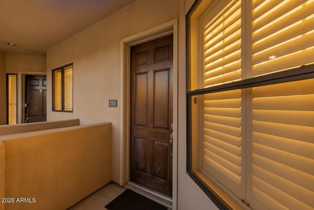 7027 N SCOTTSDALE Road 250, Paradise Valley, AZ 85253