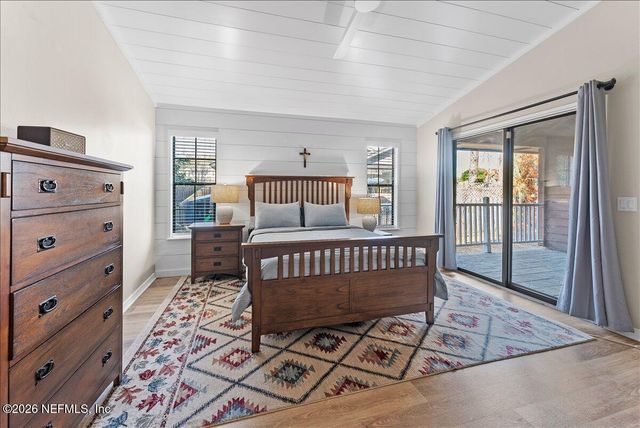 3950 ARBOR BLUFF Lane E, Jacksonville, FL 32225