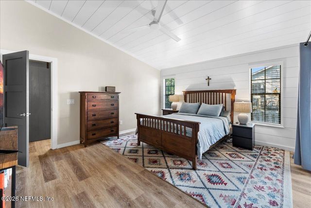 3950 ARBOR BLUFF Lane E, Jacksonville, FL 32225